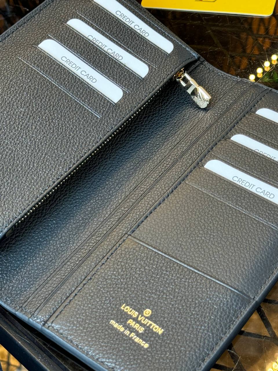 L - Leather Brazza Wallet (Black)