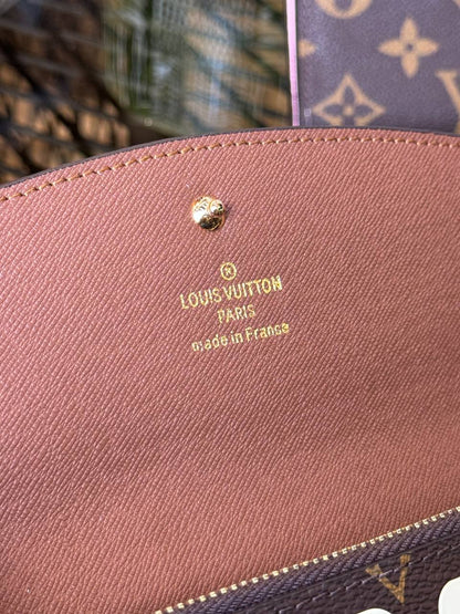 L - Leather Wallet (Red)