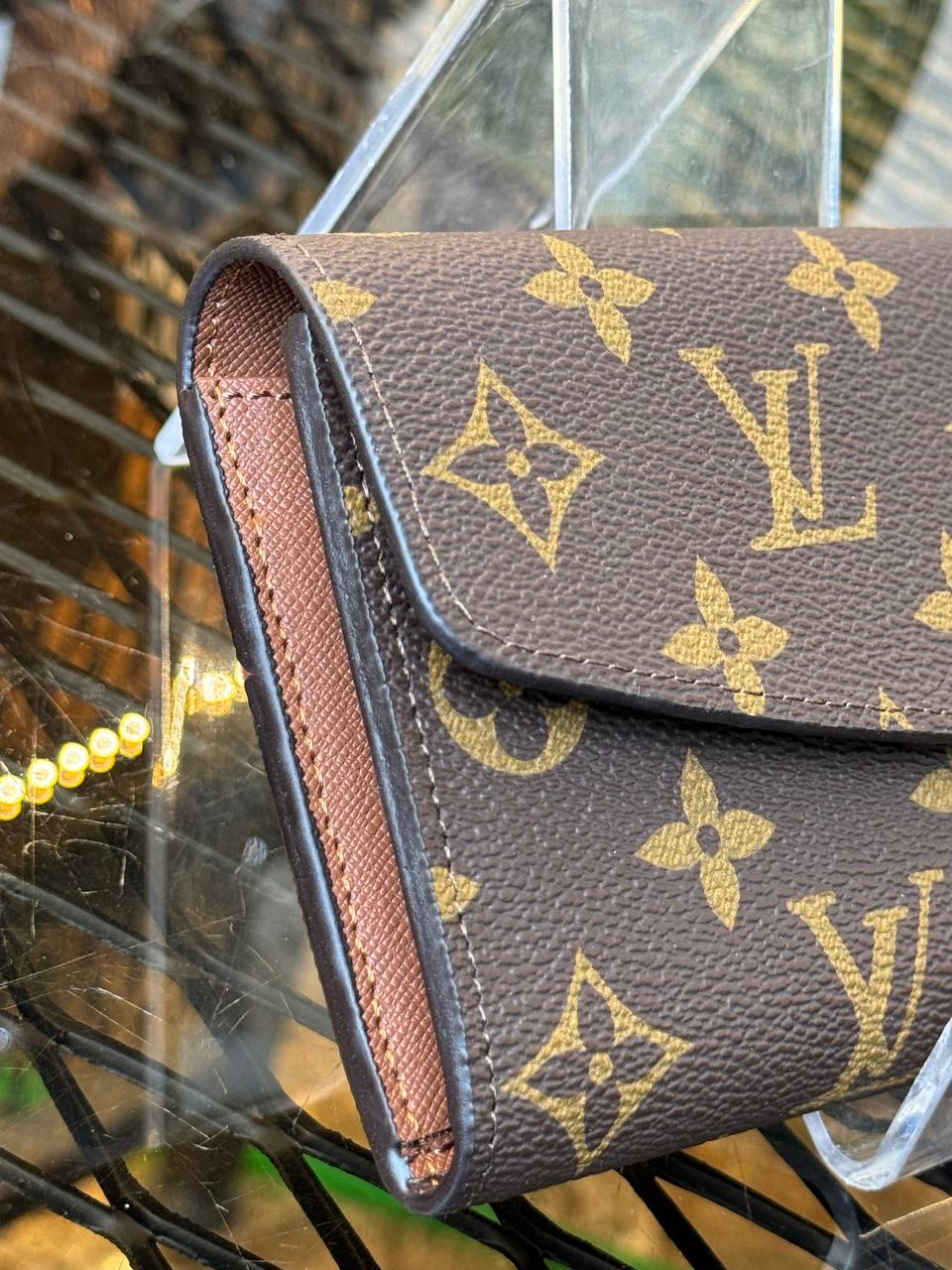 L - Leather Wallet (Gry)