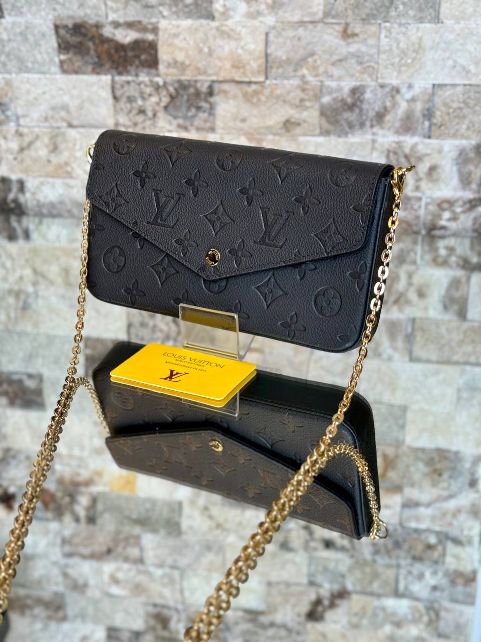 L- Leather Fellice Wallet (v4)