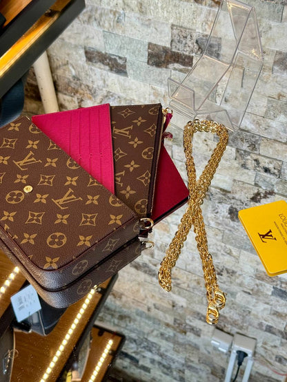 L- Leather Fellice Wallet