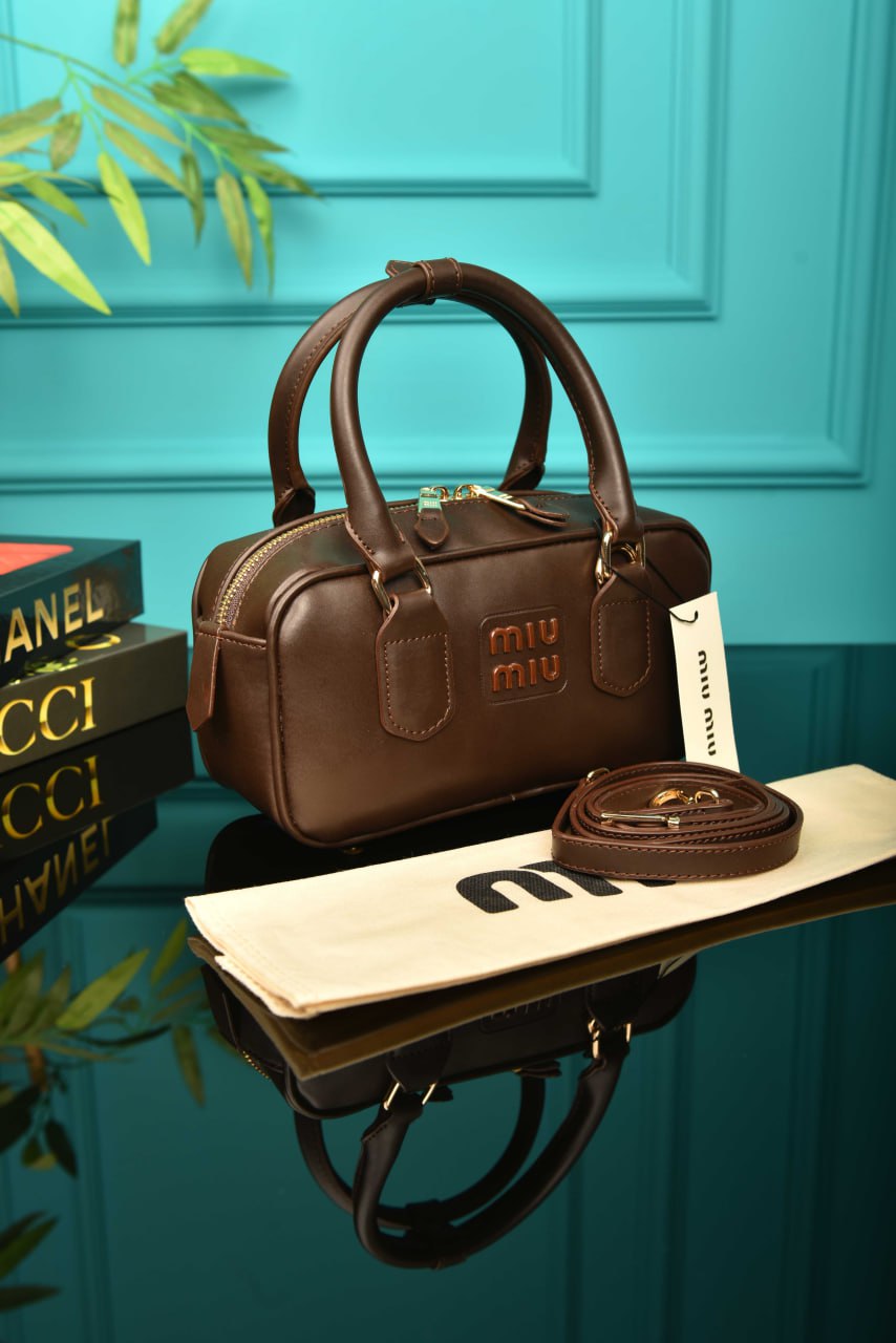 MM - Arcadie Leather Bag