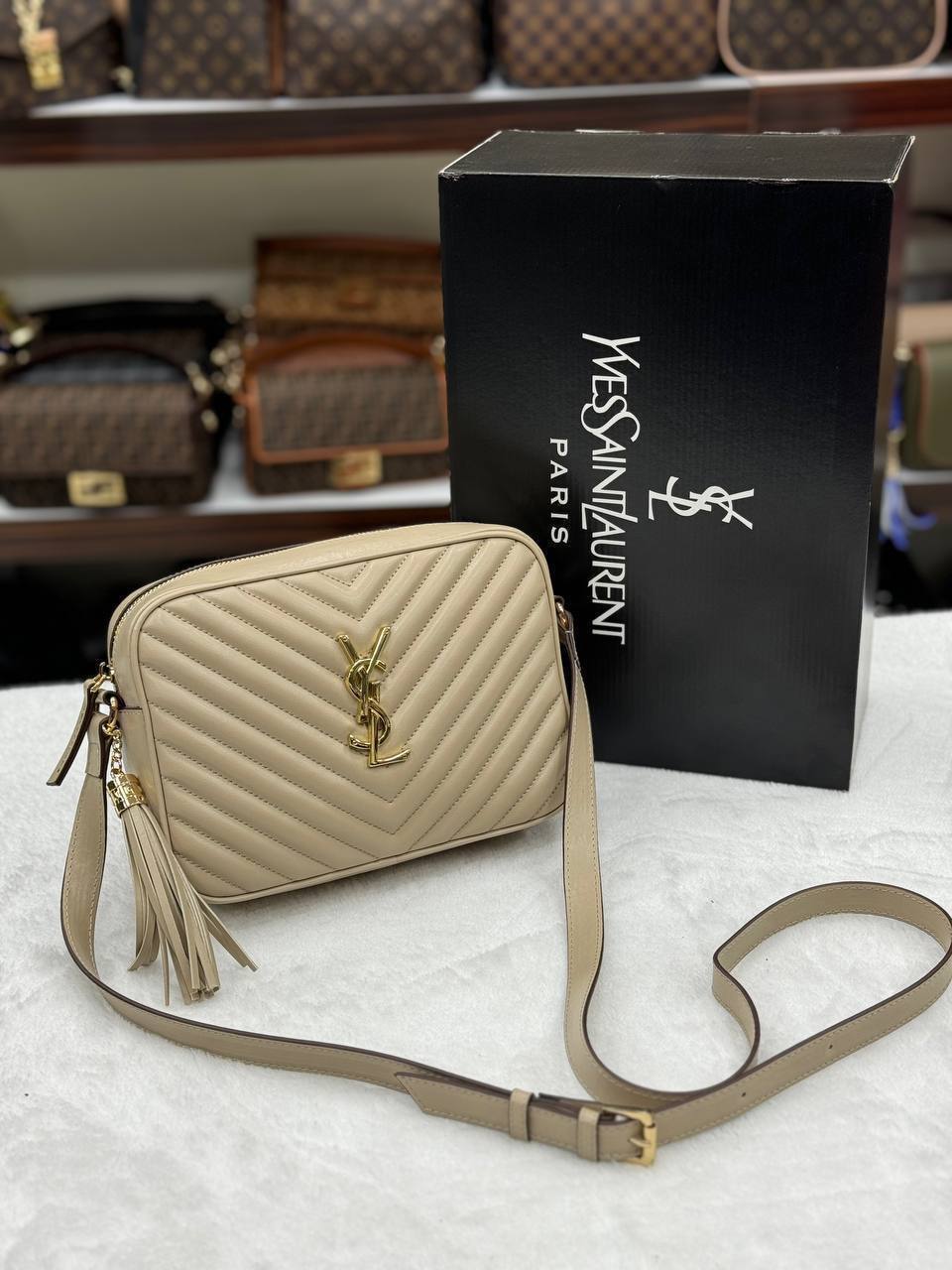 Lou Camera Bag (Silver)