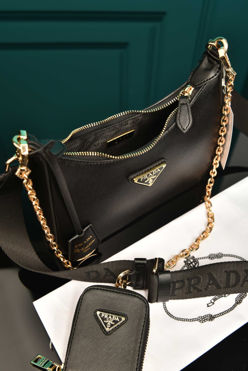 Re-Edition 2005 Saffiano Leather Bag