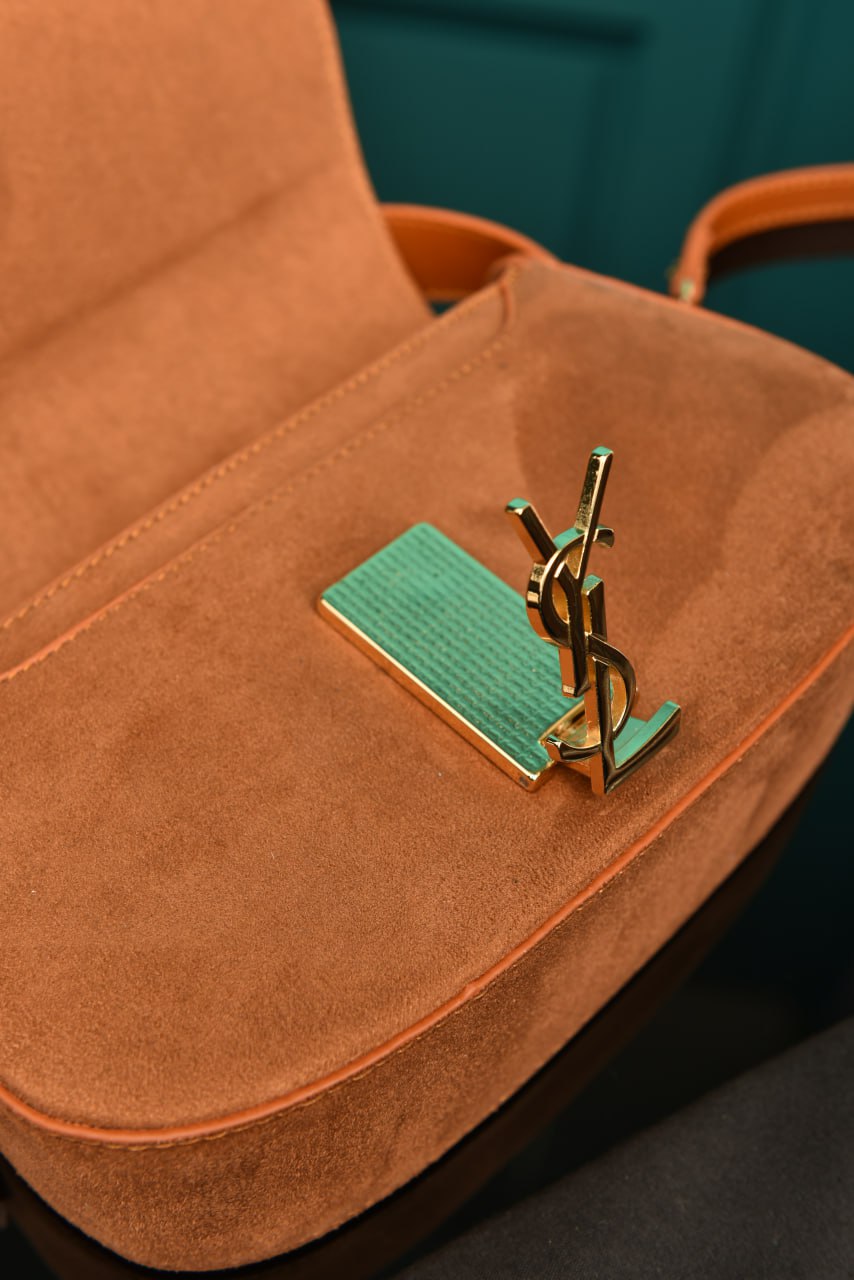 Voltaire Box (Suede)